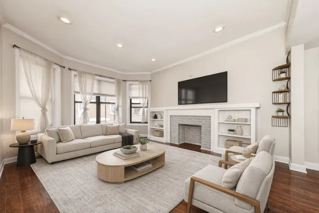 $150,000 | 6106 South Dorchester Avenue, Unit 2W, Chicago, IL 60637