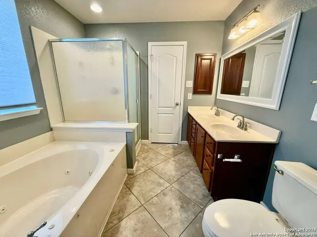 $2,400 | 11222 Branding Depot, San Antonio, TX 78254