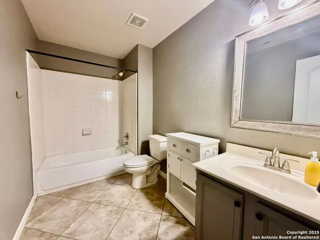 $2,400 | 11222 Branding Depot, San Antonio, TX 78254