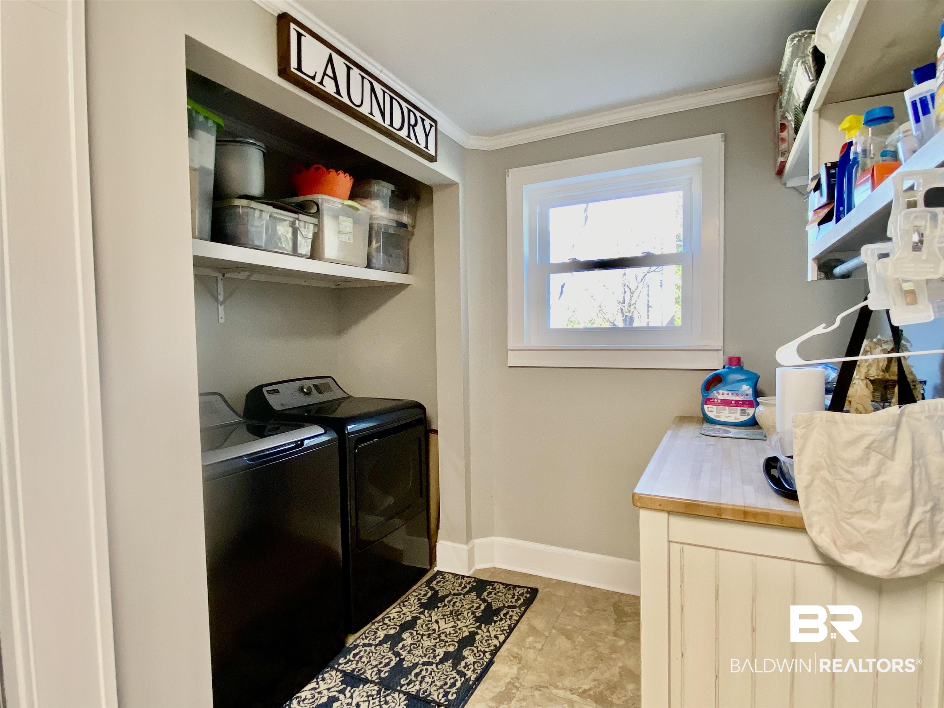 2711 County Road 5 Repton, AL 36475 - Photo 25 of 36 Clothes washing area with separate washer and dryer and crown molding