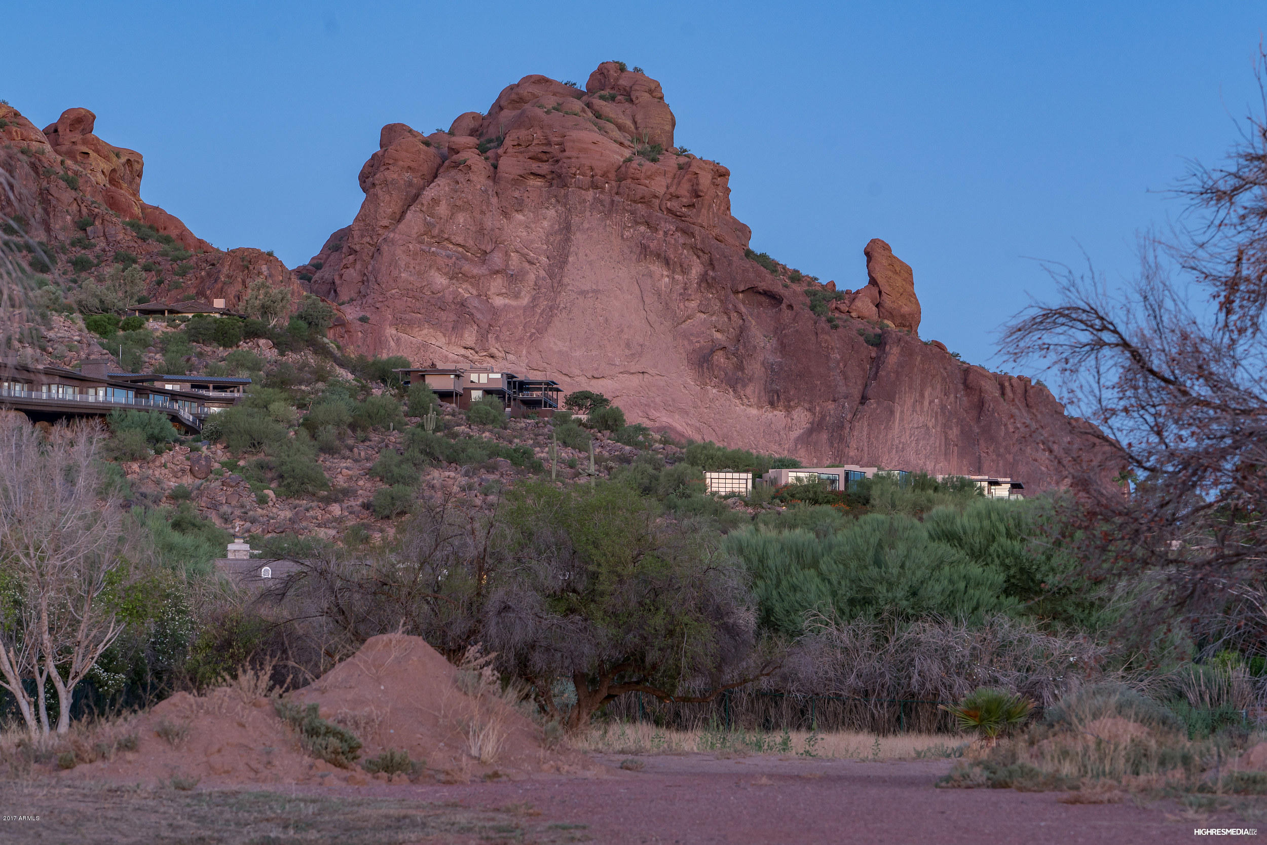 5740 North Yucca Road, Unit 2 Paradise Valley, AZ 85253 - Photo 5 of 15 HRM1445_web
