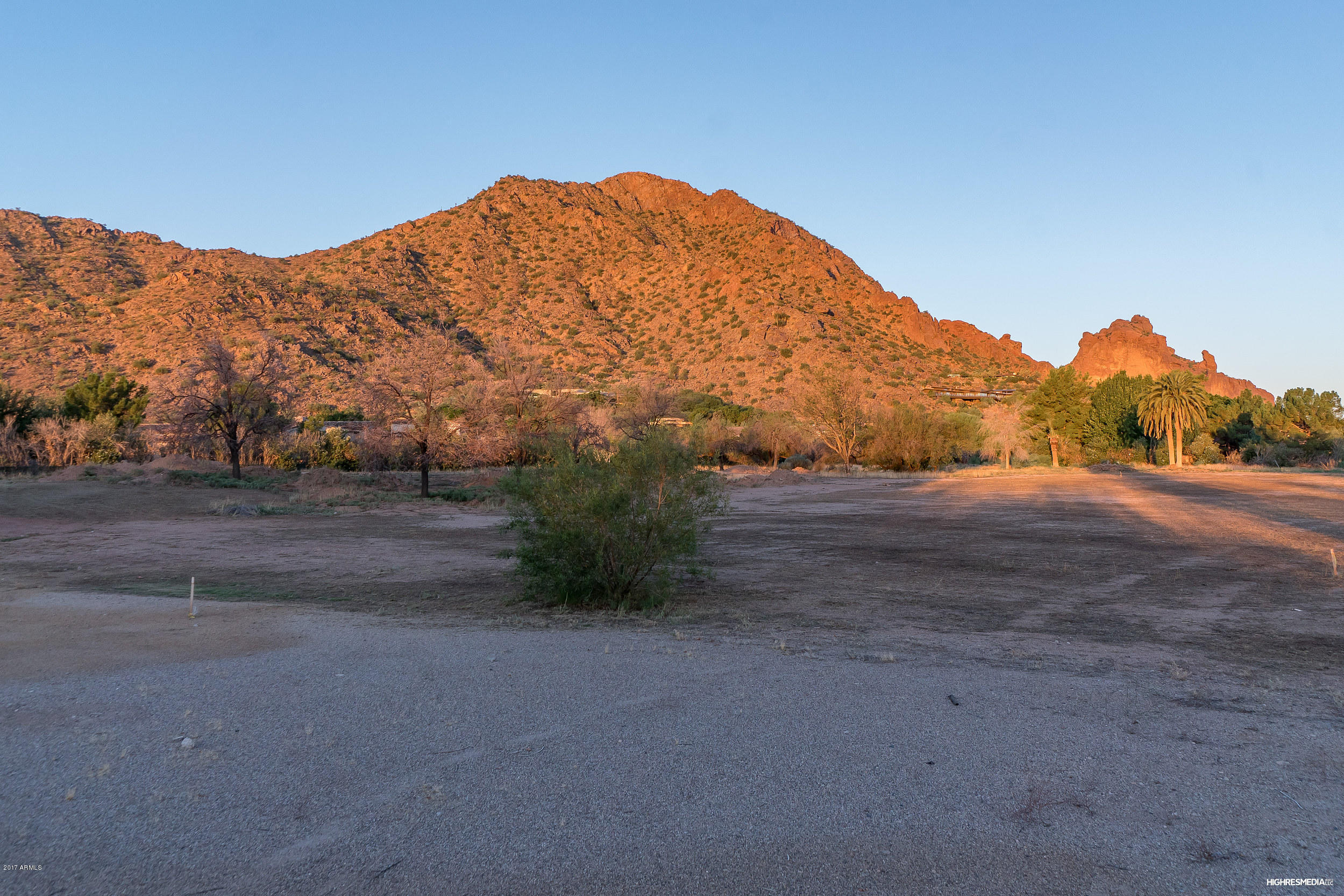 5740 North Yucca Road, Unit 2 Paradise Valley, AZ 85253 - Photo 7 of 15 HRM1448_web