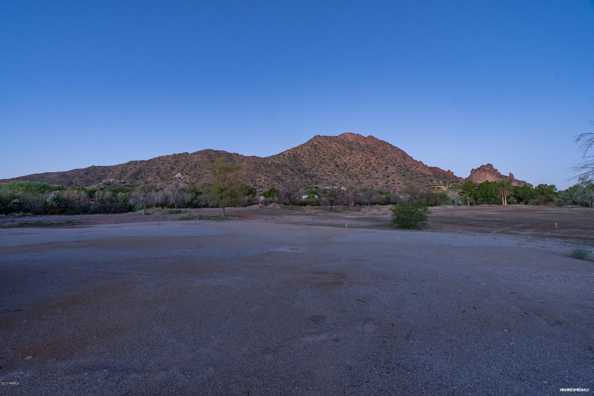 5740 North Yucca Road, Unit 2 Paradise Valley, AZ 85253 - Photo 10 of 15 HRM1439_web