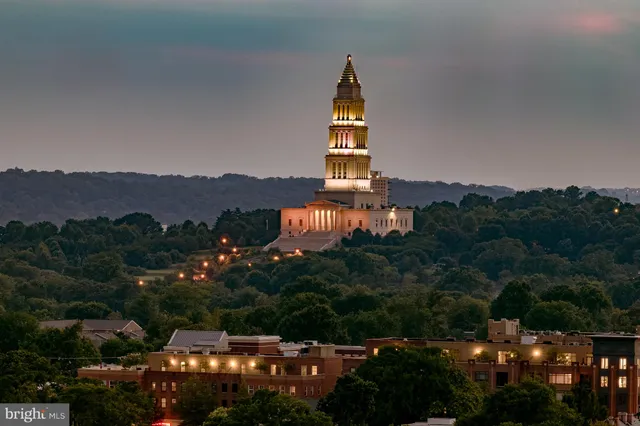 $394,900 | 801 North Pitt Street, Unit 1708, Alexandria, VA 22314