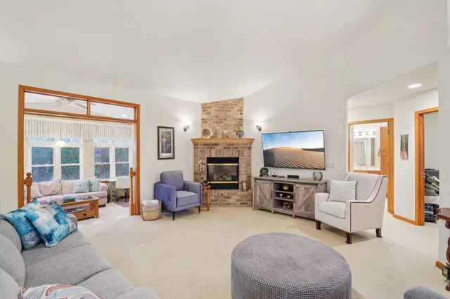 $584,900 | W9632 Rose Beaver Dam, Beaver Dam, WI 53916