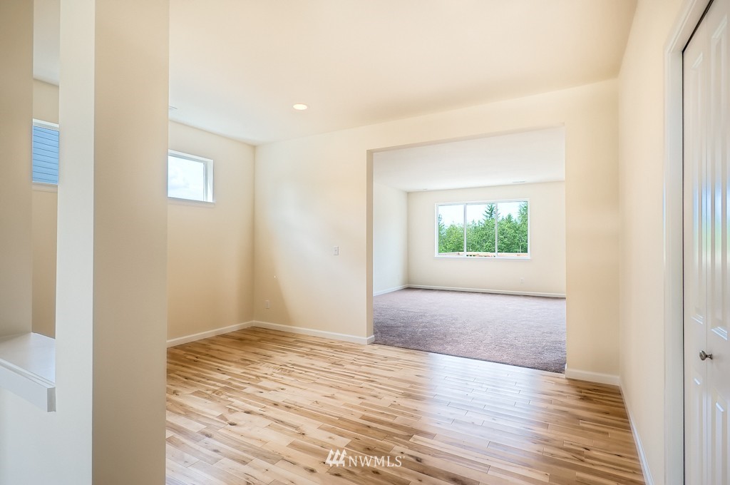16230 Southeast 138th Place Renton, WA 98059 - Photo 2 of 15 Gallery Image 2