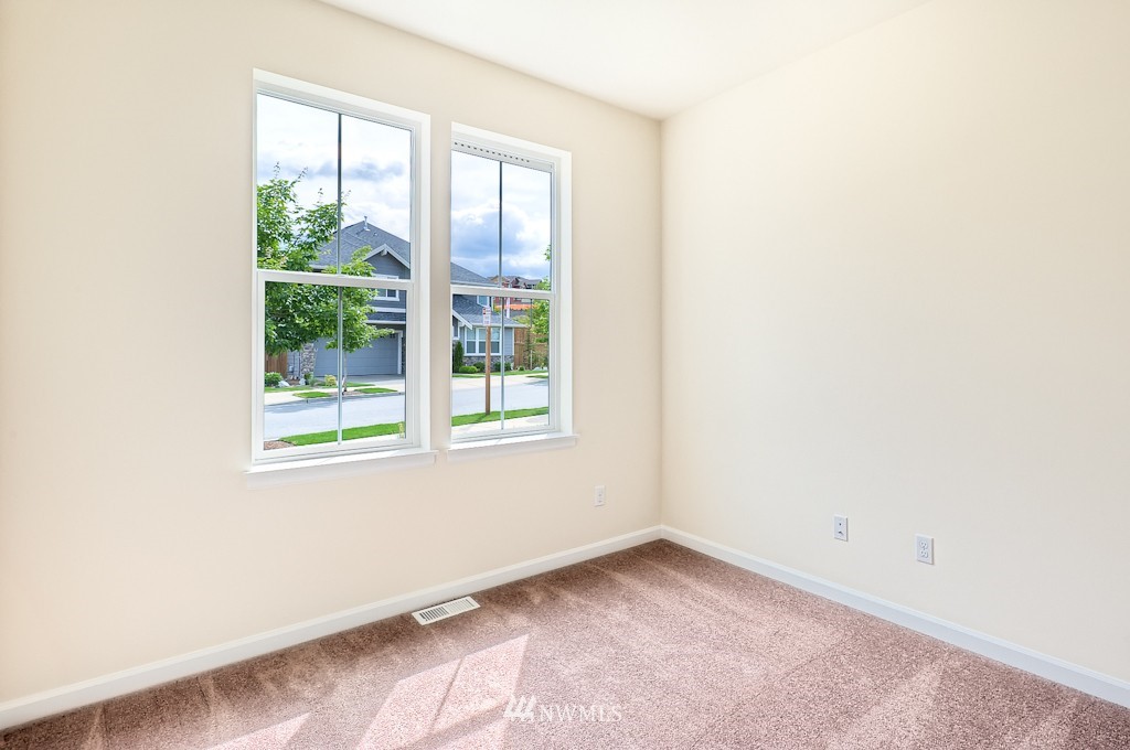 16230 Southeast 138th Place Renton, WA 98059 - Photo 8 of 15 Gallery Image 8