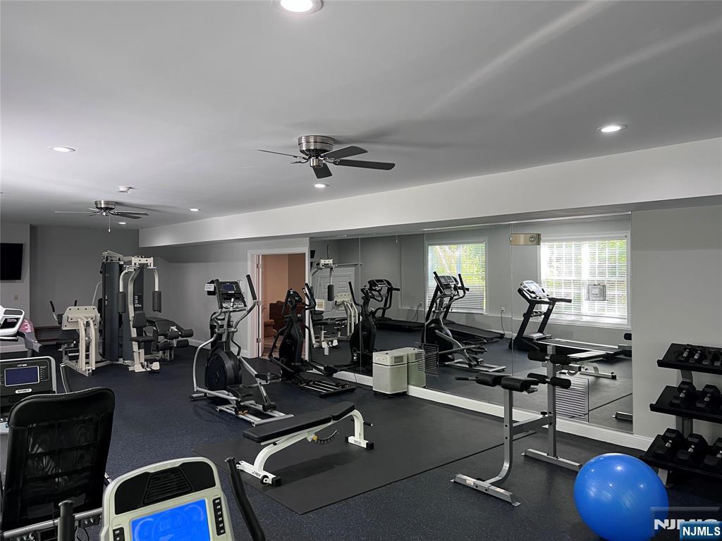 6 Schweinberg Drive, Unit R Roseland, NJ 07068 - Photo 46 of 48
