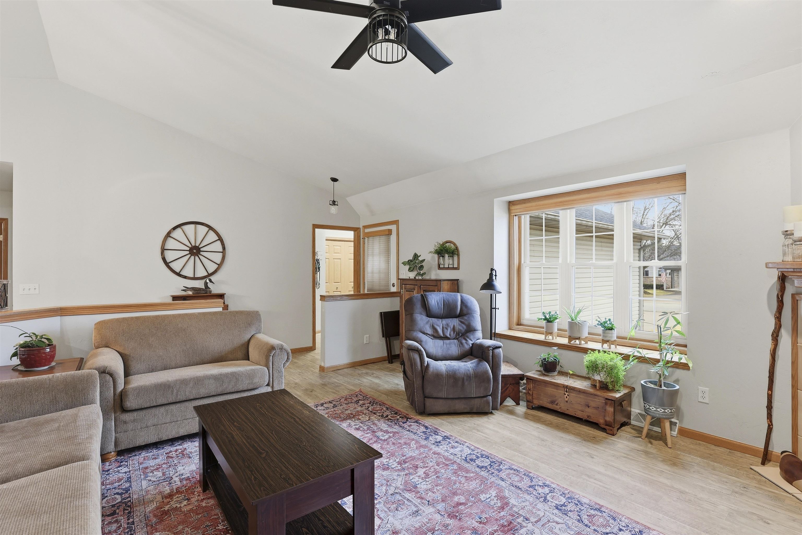 22 Spencer Village Court Appleton, WI 54914 - Photo 4 of 22