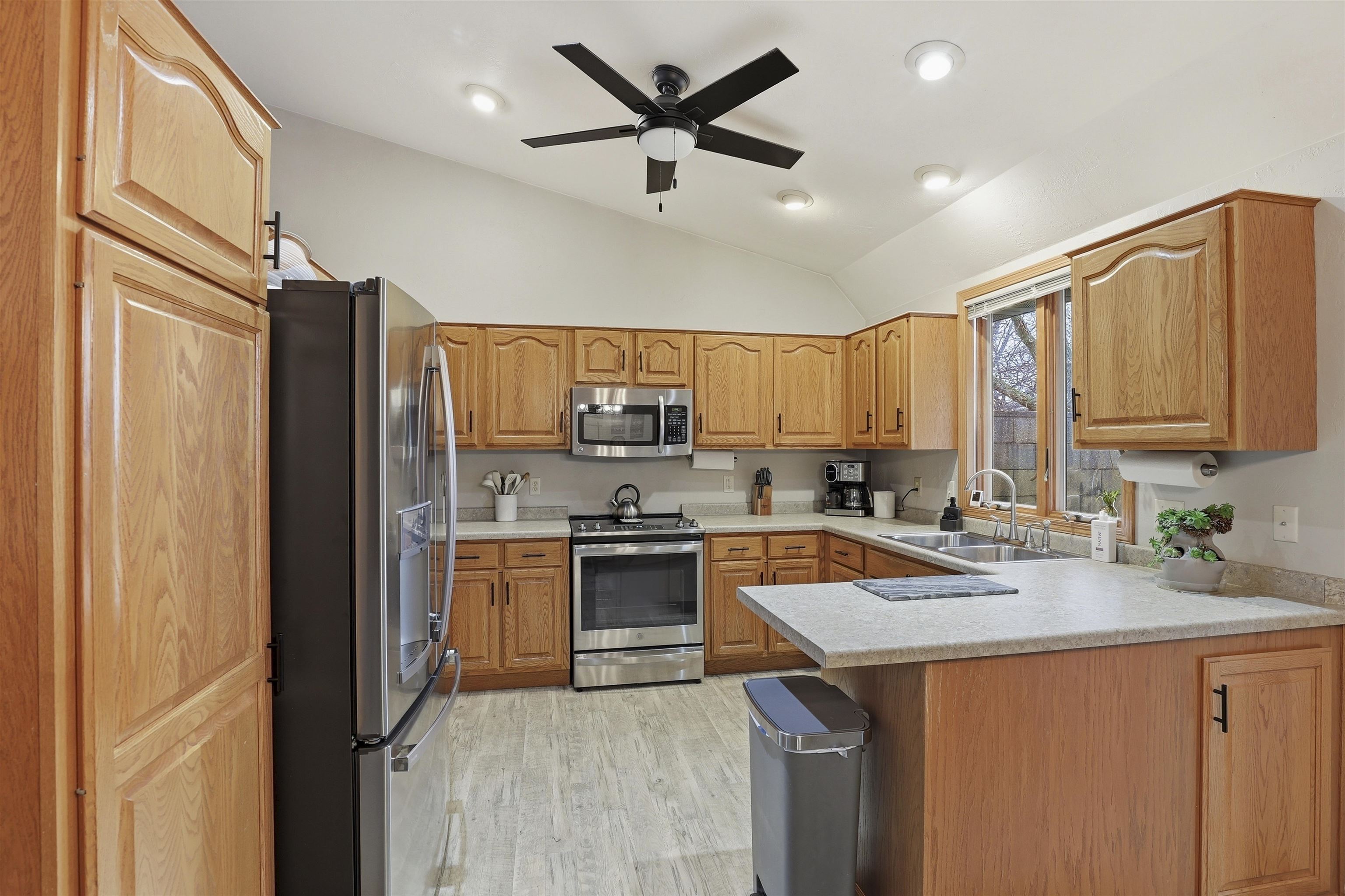 22 Spencer Village Court Appleton, WI 54914 - Photo 6 of 22