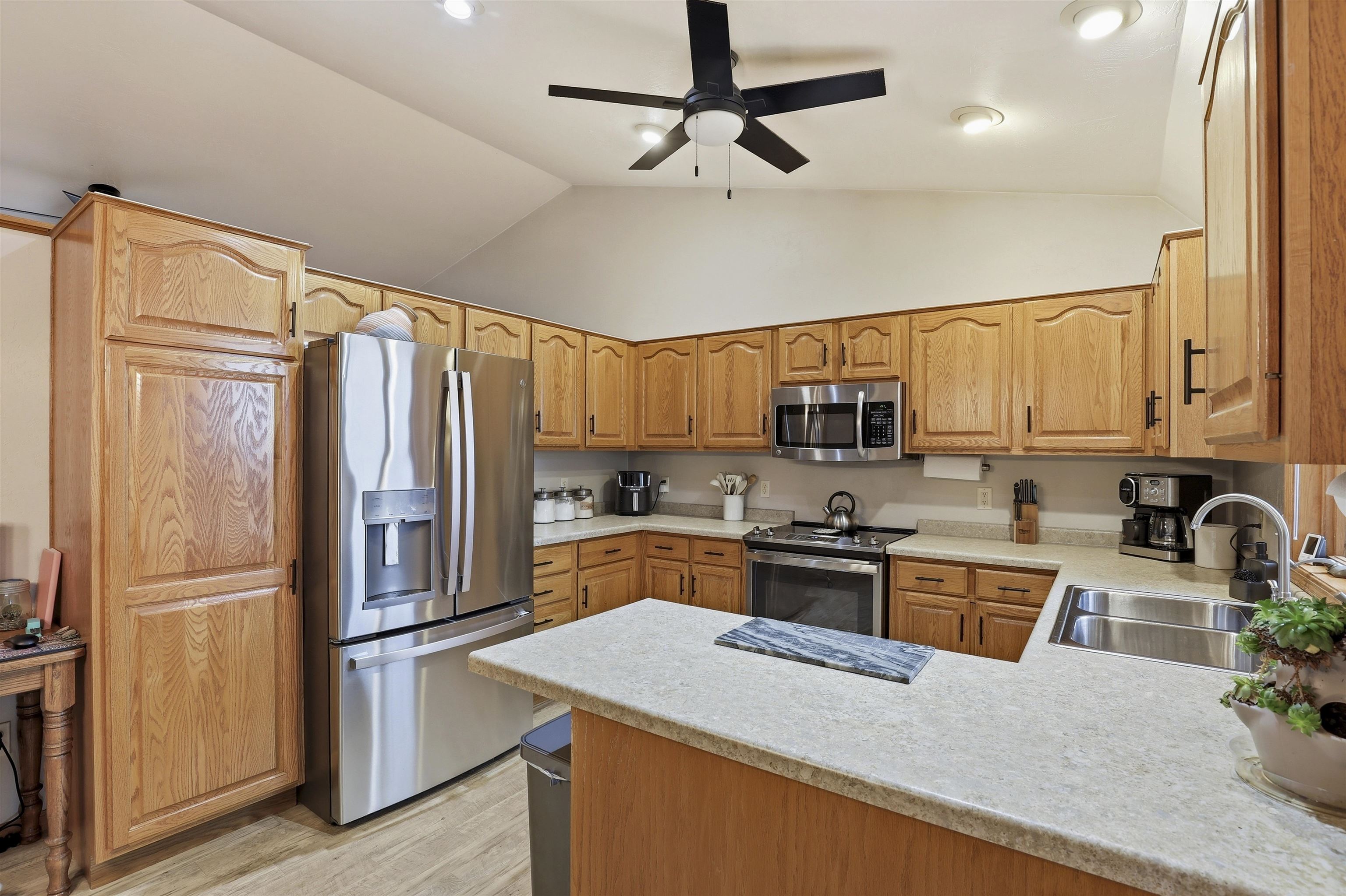 22 Spencer Village Court Appleton, WI 54914 - Photo 8 of 22