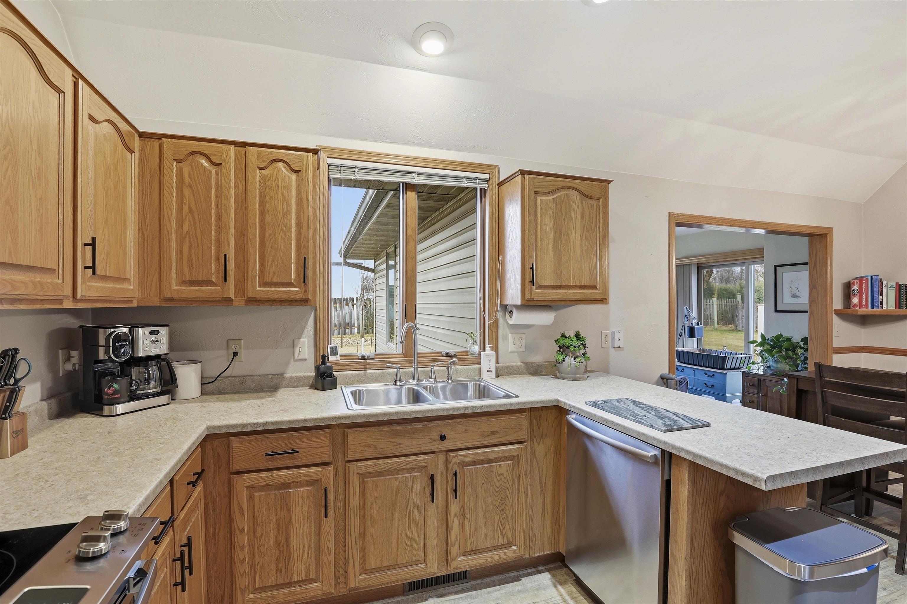 22 Spencer Village Court Appleton, WI 54914 - Photo 9 of 22