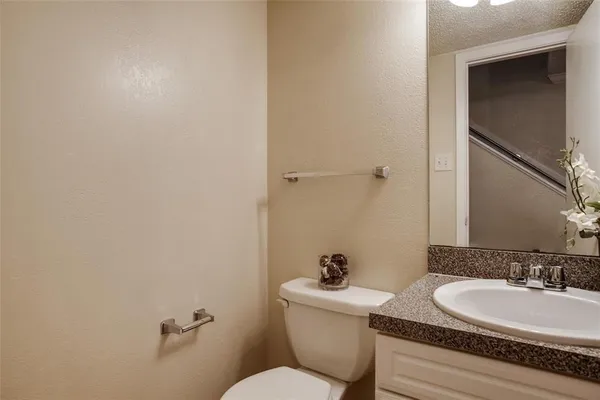 $1,700 | 5320 Columbia Avenue, Dallas, TX 75214
