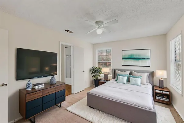 $1,700 | 5320 Columbia Avenue, Dallas, TX 75214