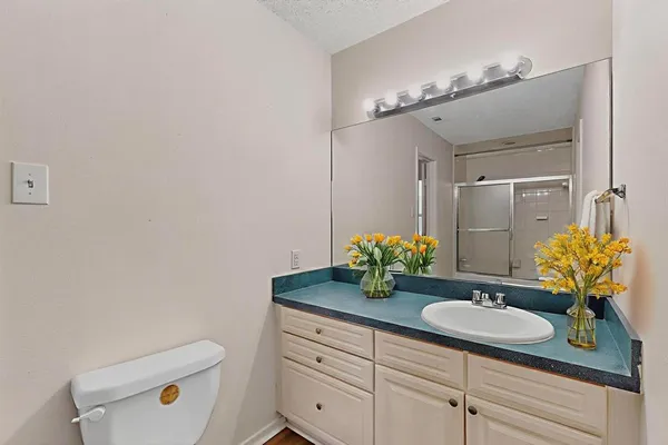 $1,700 | 5320 Columbia Avenue, Dallas, TX 75214