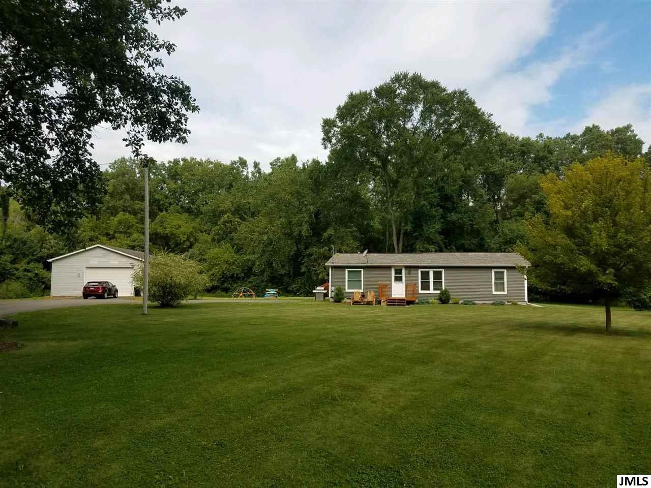 4230 Ridge Road Jackson, MI 49201 - Photo 1 of 2 Photo 1