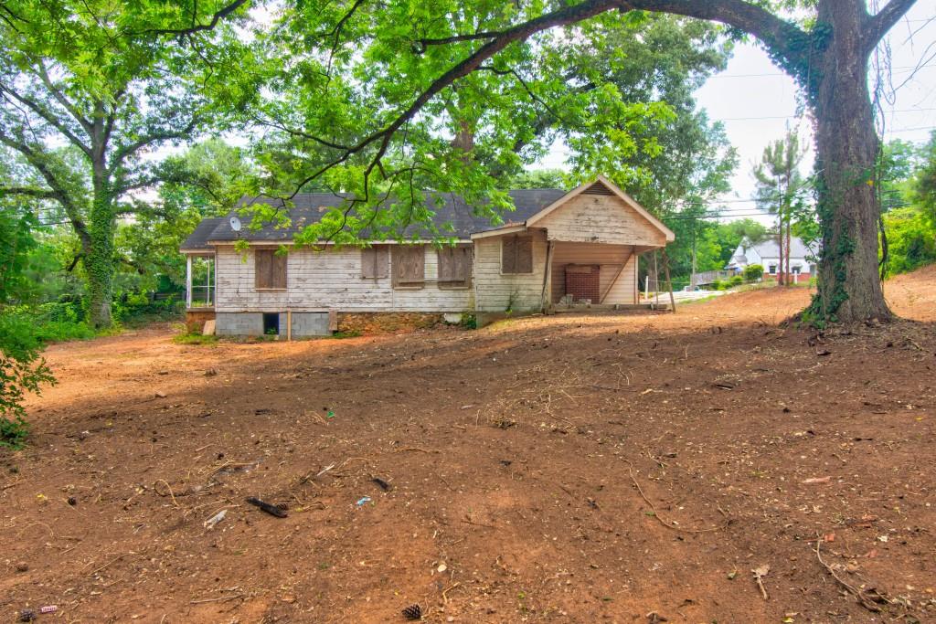 1491 South Hairston Road Stone Mountain, GA 30088 - Photo 11 of 17