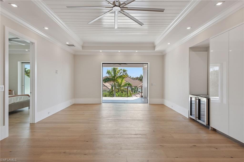 3280 Crayton Road Naples, FL 34103 - Photo 20 of 37