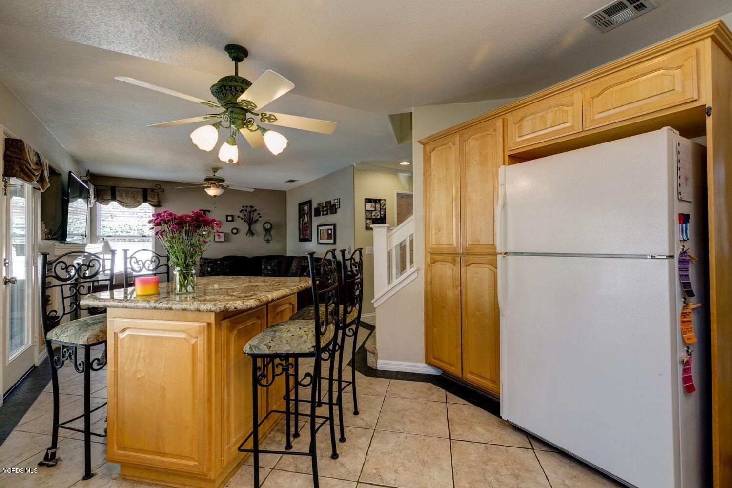 9393 Hollister Street Ventura, CA 93004 - Photo 12 of 34 TwoFishDigital_9393Hollister-13_preview