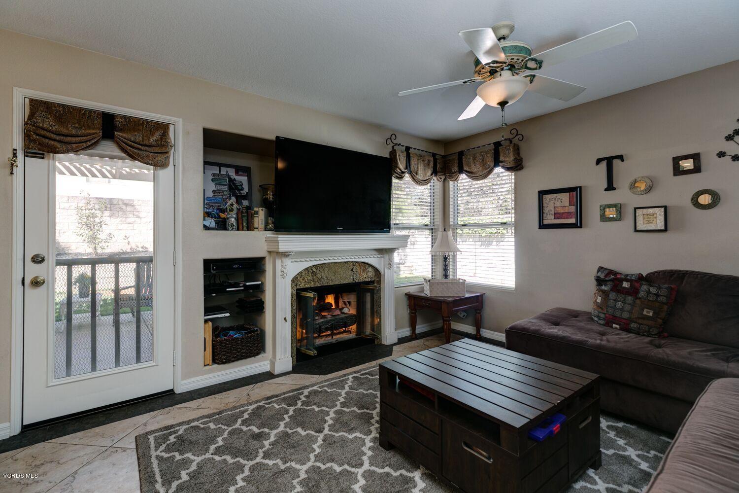 9393 Hollister Street Ventura, CA 93004 - Photo 14 of 34 TwoFishDigital_9393Hollister-16_preview