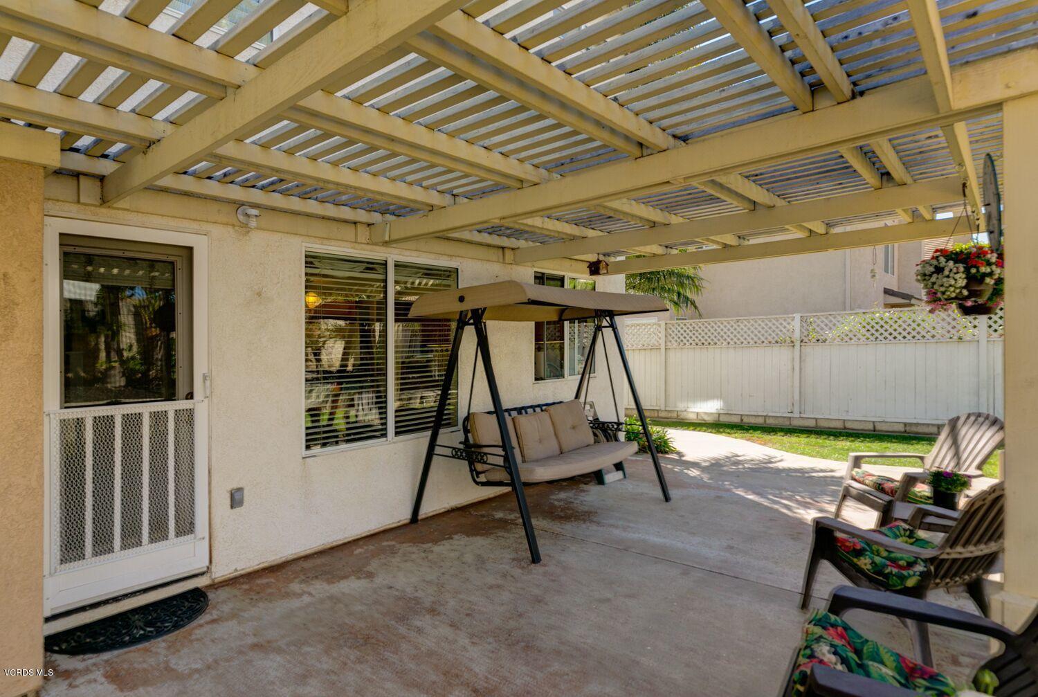 9393 Hollister Street Ventura, CA 93004 - Photo 28 of 34 TwoFishDigital_9393Hollister-32_preview