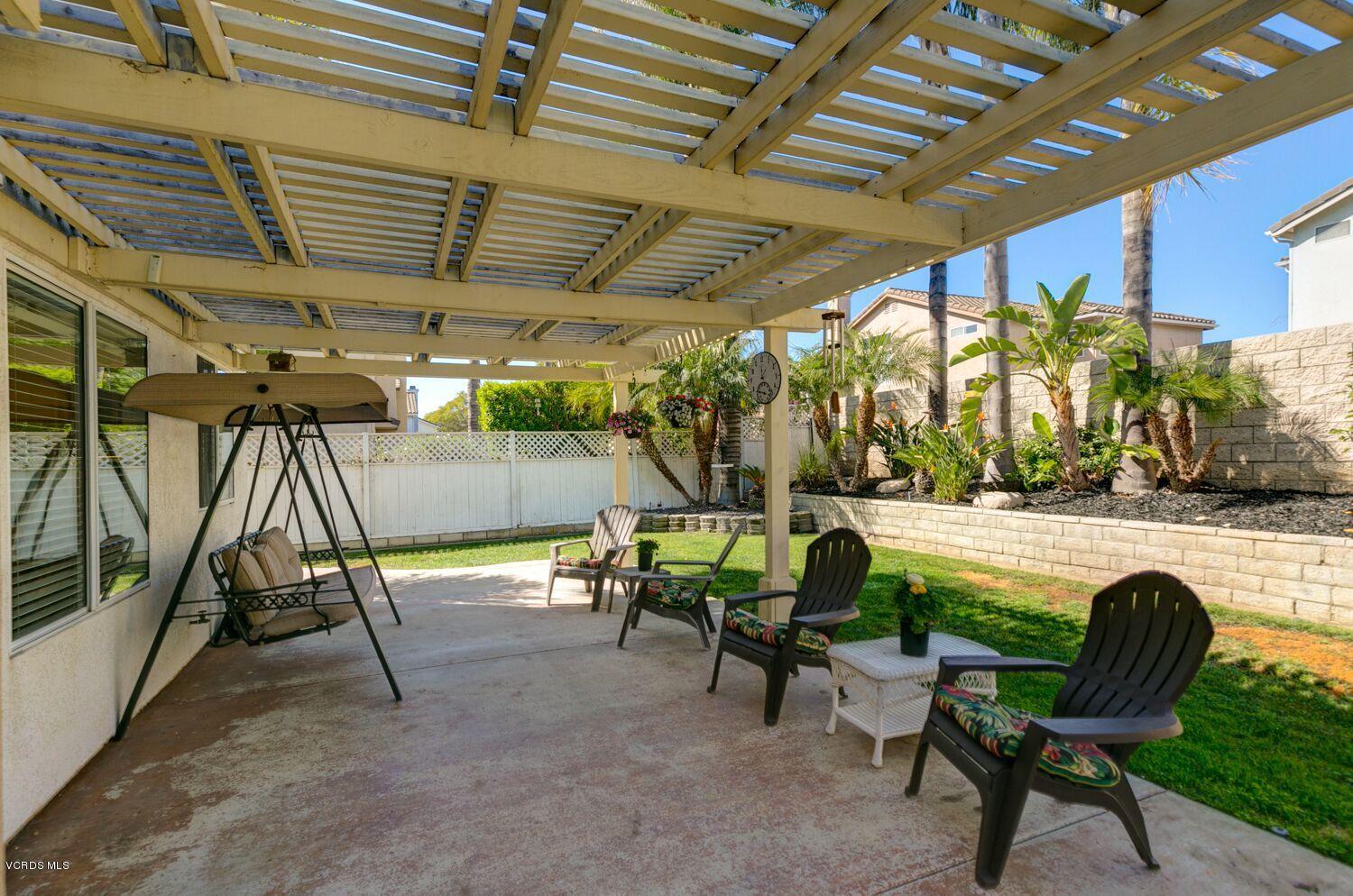 9393 Hollister Street Ventura, CA 93004 - Photo 29 of 34 TwoFishDigital_9393Hollister-33_preview