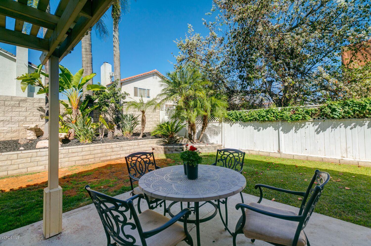 9393 Hollister Street Ventura, CA 93004 - Photo 31 of 34 TwoFishDigital_9393Hollister-35_preview