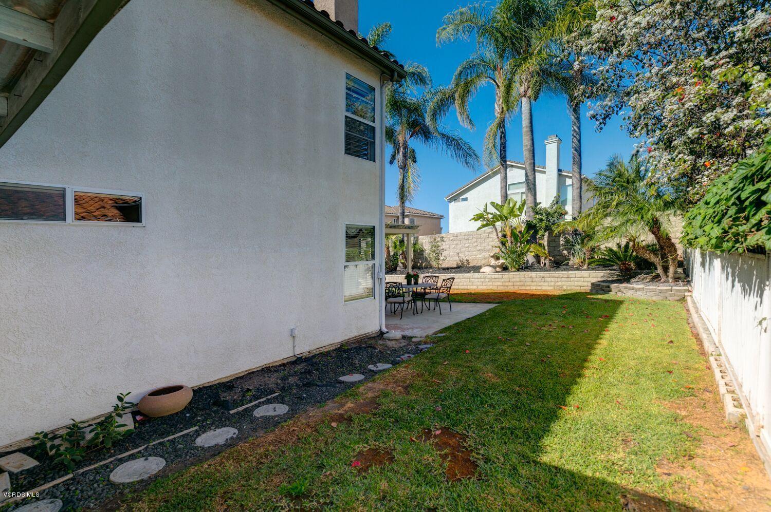 9393 Hollister Street Ventura, CA 93004 - Photo 32 of 34 TwoFishDigital_9393Hollister-36_preview