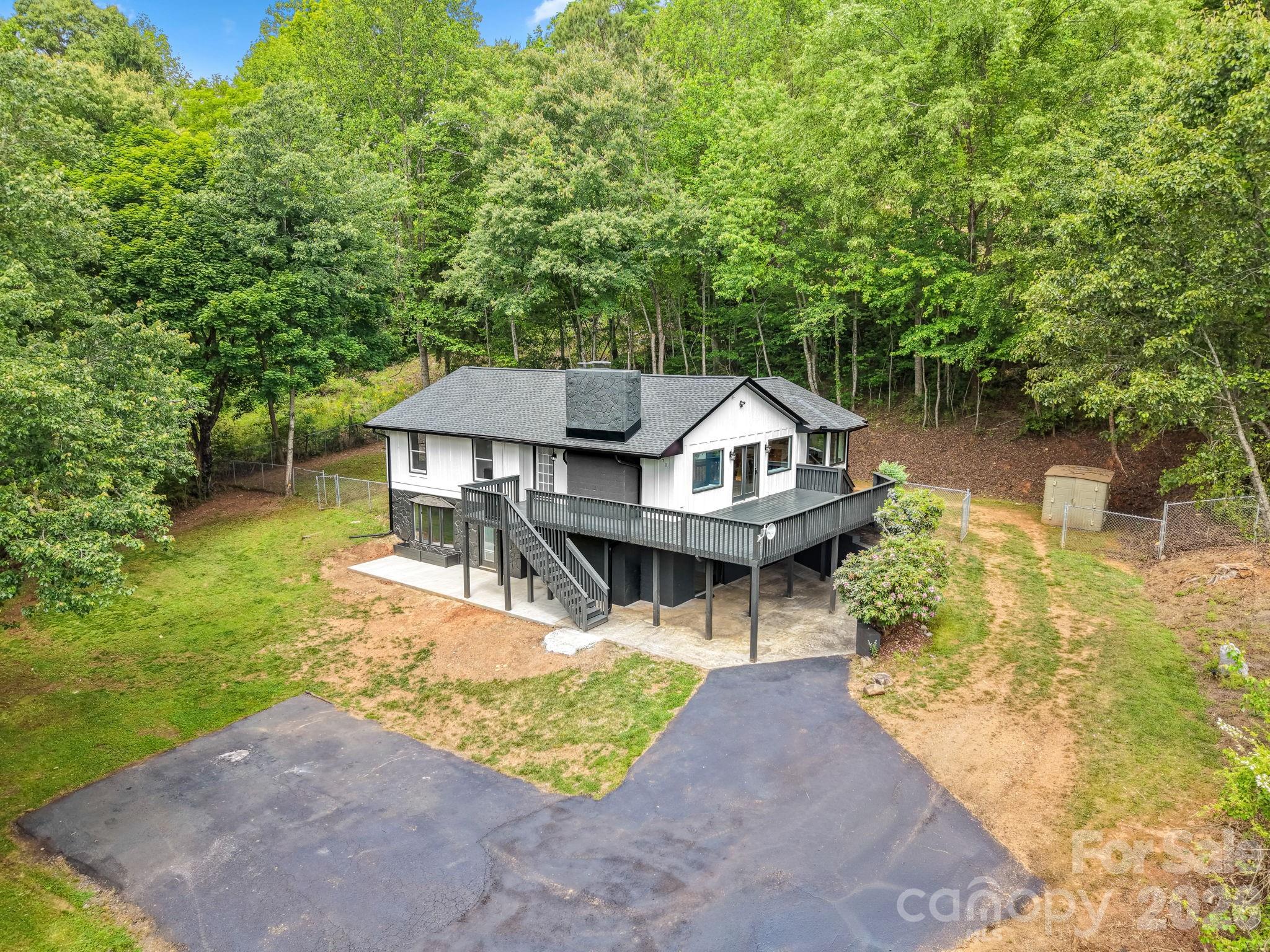 270 Blake Branch Road Sylva, NC 28779 - Photo 2 of 48