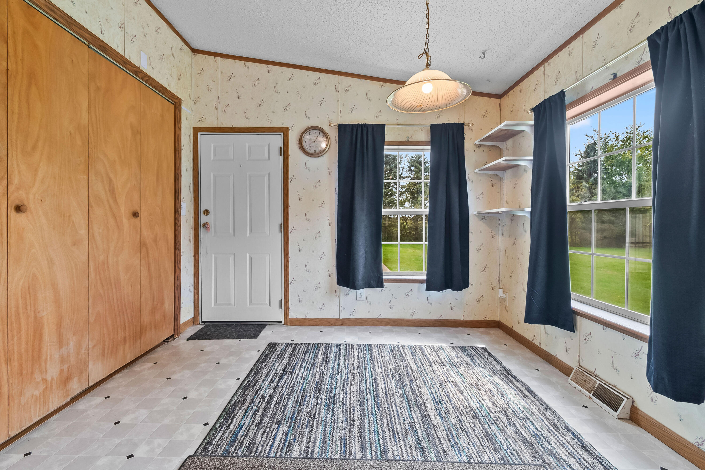 474 Clarendon Road Quincy, MI 49082 - Photo 20 of 46 34