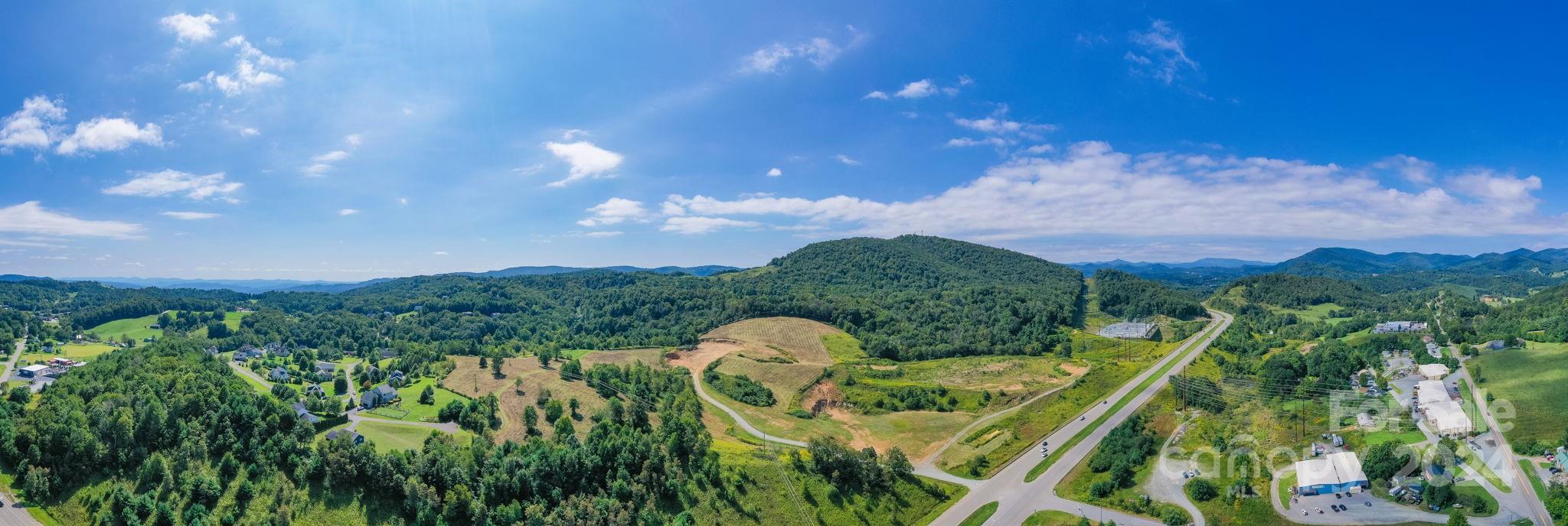 421 US Highway 421 None, Unit NONE Boone, NC 28607 - Photo 18 of 27 a view of a golf course with plants