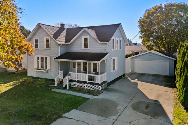 2317 10th Street, Two Rivers, WI 54241