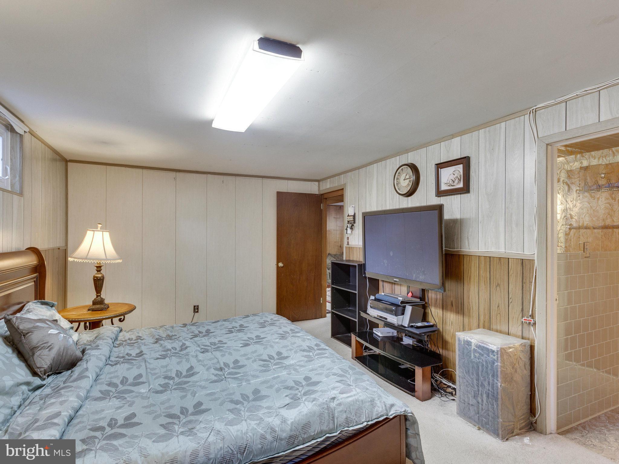 1724 Olney Road Falls Church, VA 22043 - Photo 23 of 30 Bedroom (Master)