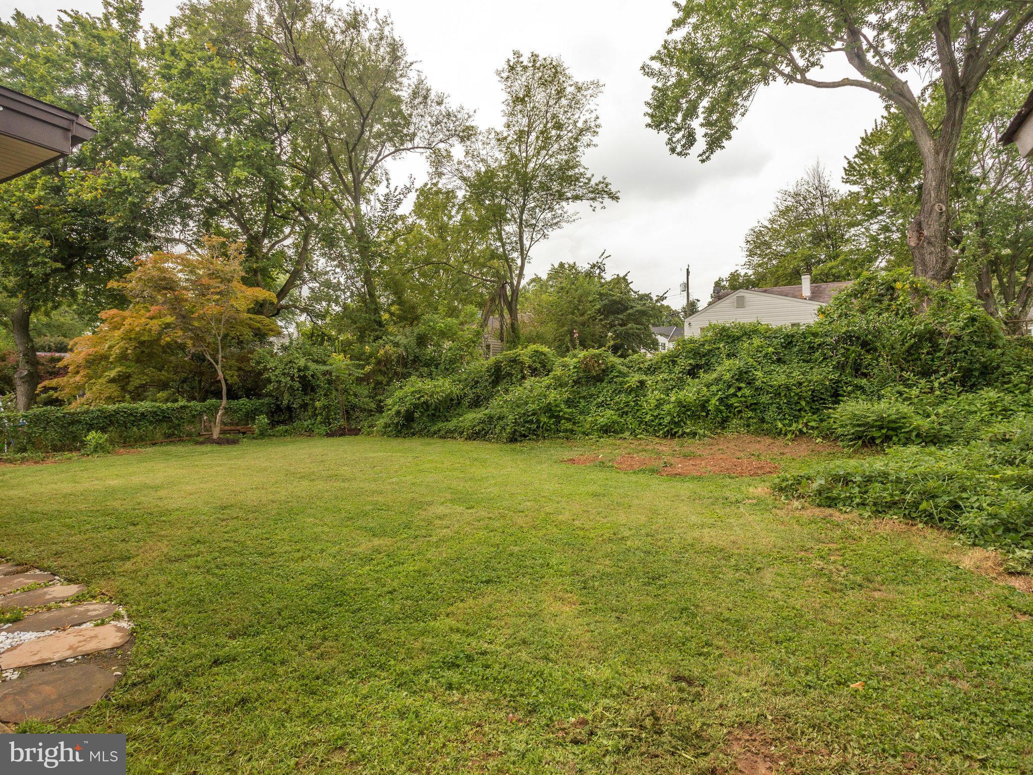1724 Olney Road Falls Church, VA 22043 - Photo 26 of 30 Exterior (Rear)