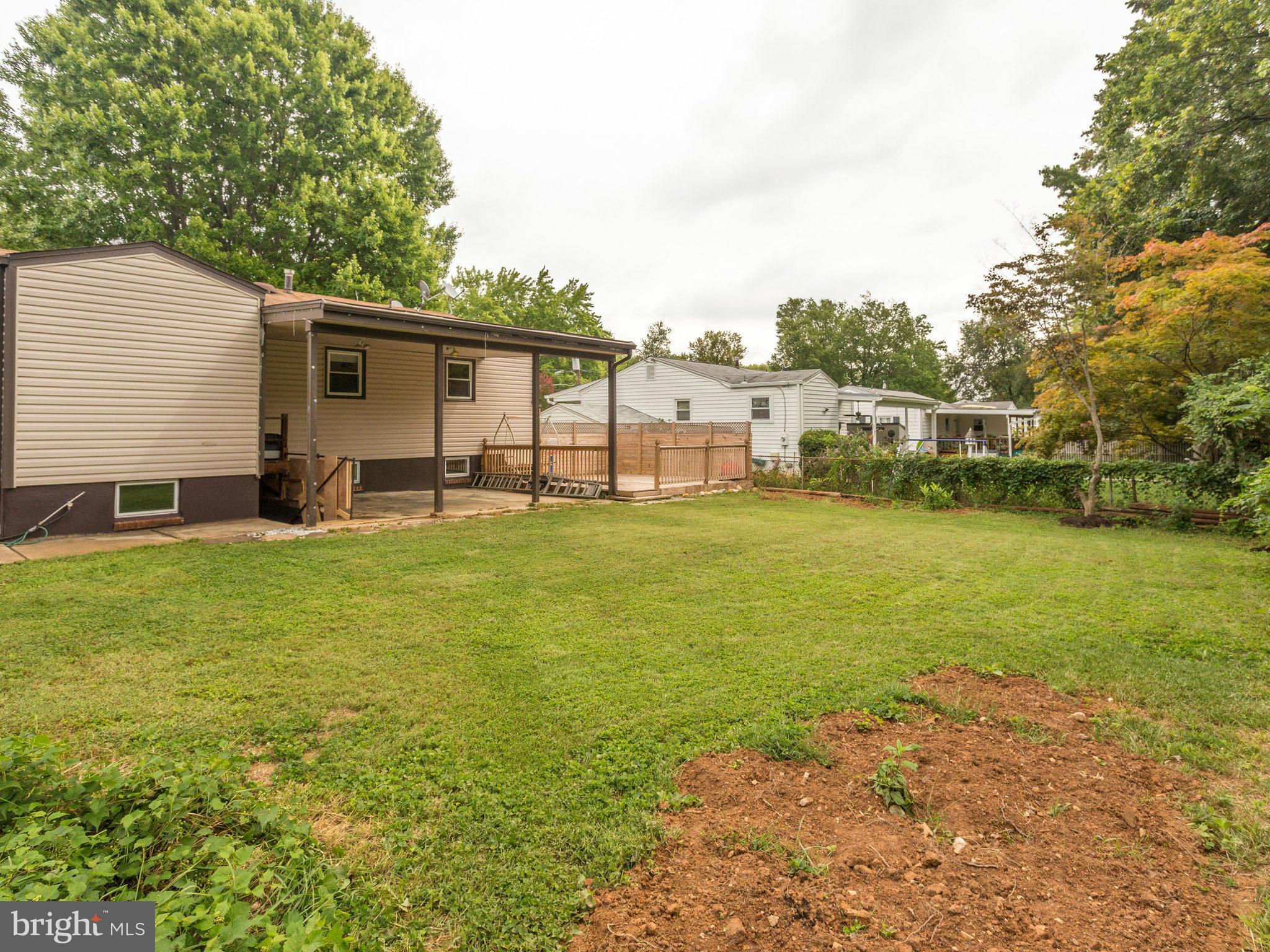 1724 Olney Road Falls Church, VA 22043 - Photo 27 of 30 Exterior (Rear)