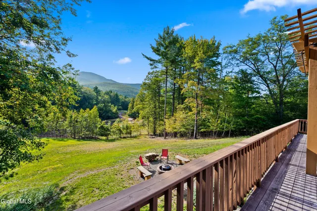 $855,000 | 330 Bald Hills Road North, Cairo, NY 12473