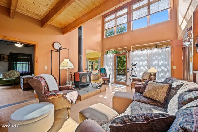 $855,000 | 330 Bald Hills Road North, Cairo, NY 12473