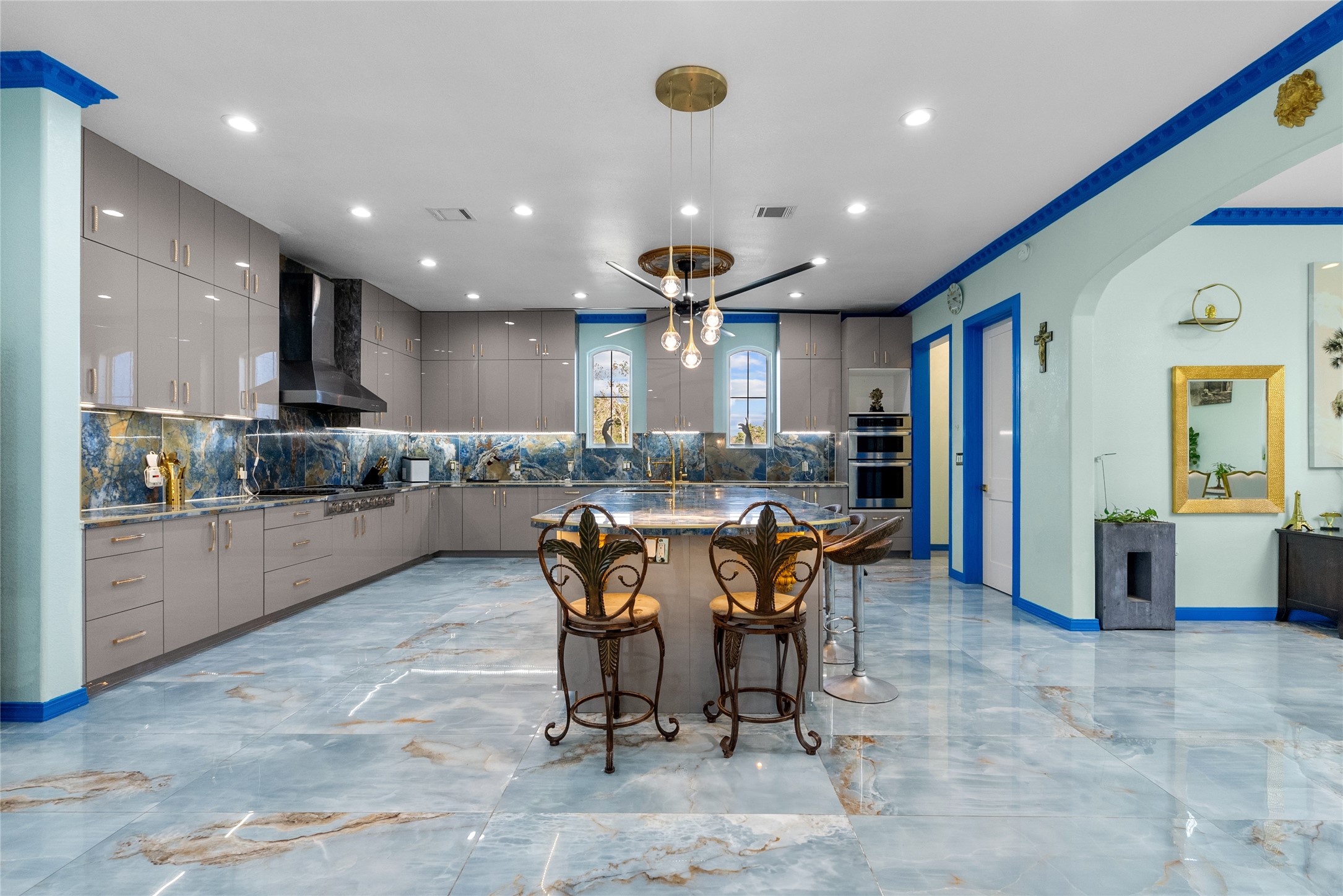 1259 County Road 147 Alvin, TX 77511 - Photo 11 of 49 Large multi shelf walk in pantry located to the side