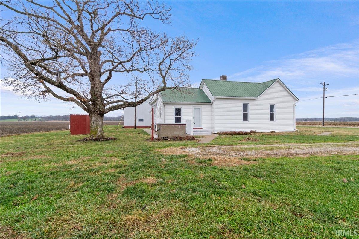 4833 Shiloh Church Road Patoka, IN 47666 - Photo 10 of 39