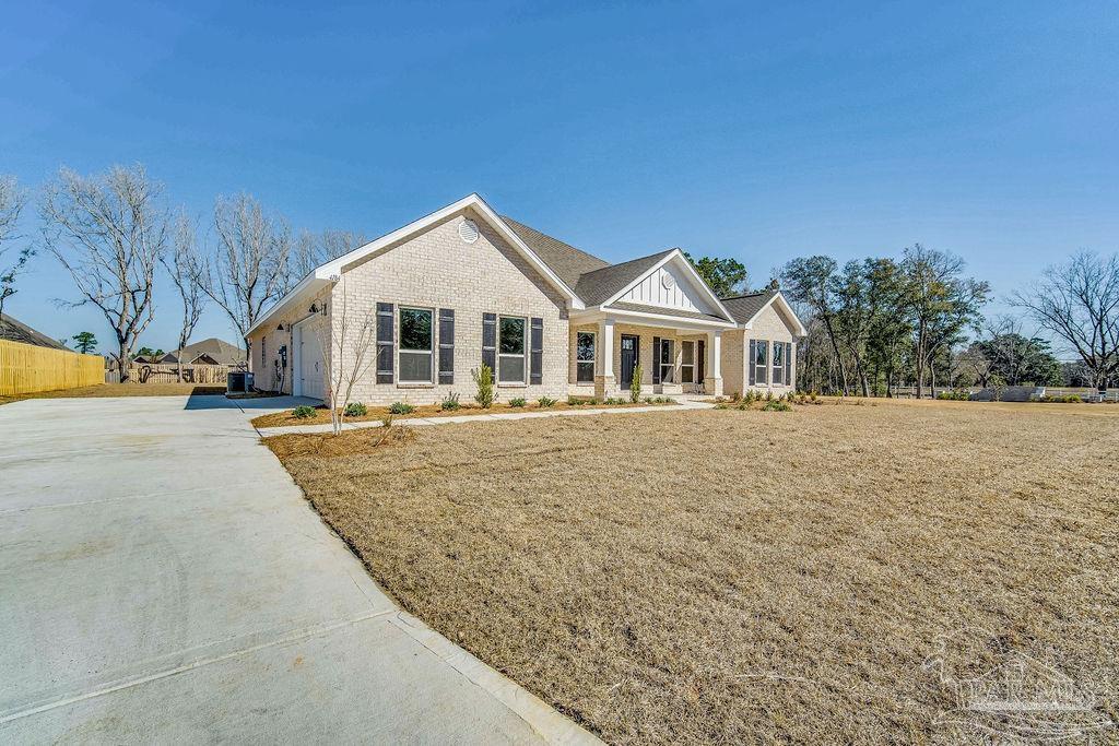 7197 Helms Road Pensacola, FL 32526 - Photo 2 of 37 Gallery Image 2