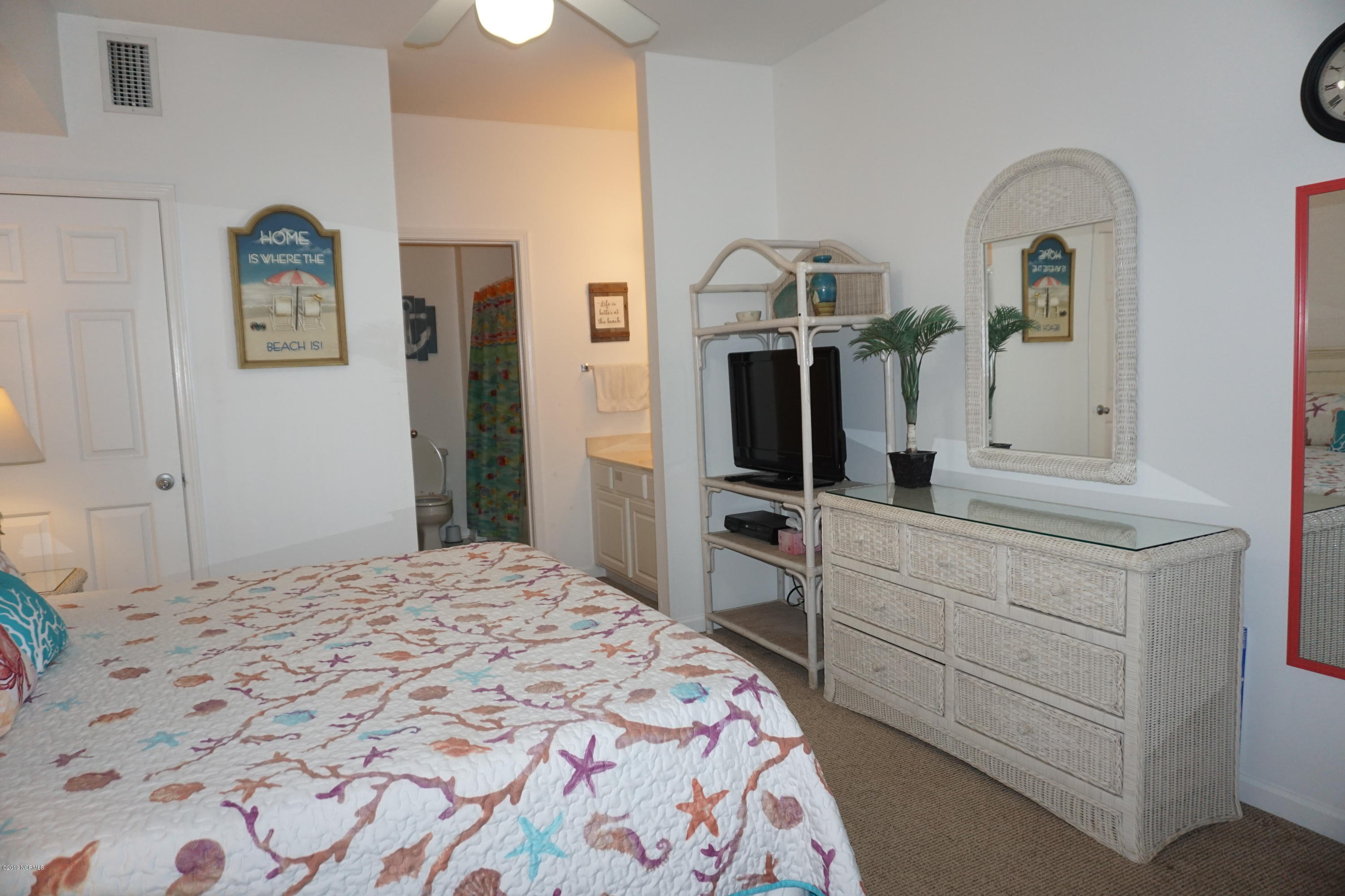 135 Royal Poste Road, Unit 3209 Sunset Beach, NC 28468 - Photo 6 of 43 DSC01685