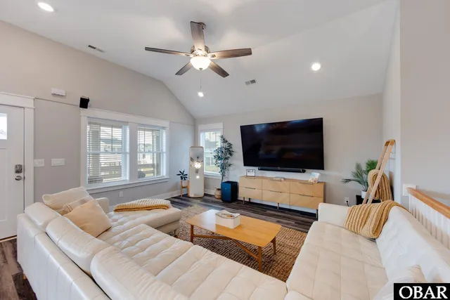 $709,000 | 534 West Eden Street, Kill Devil Hills, NC 27948