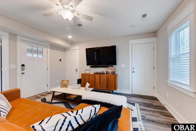 $709,000 | 534 West Eden Street, Kill Devil Hills, NC 27948