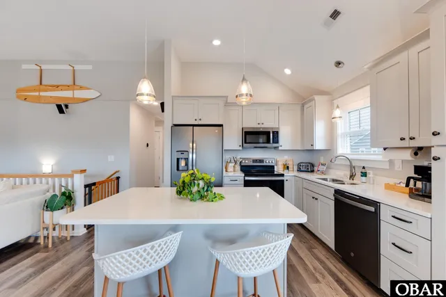 $709,000 | 534 West Eden Street, Kill Devil Hills, NC 27948