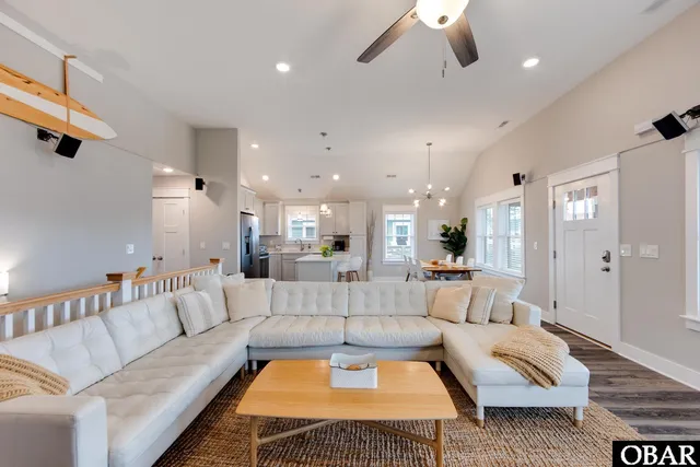 $709,000 | 534 West Eden Street, Kill Devil Hills, NC 27948