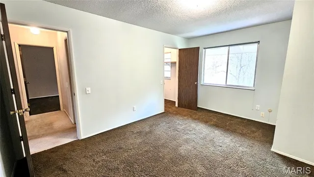 $189,900 | 955 Silversprings Lane, Manchester, MO 63021