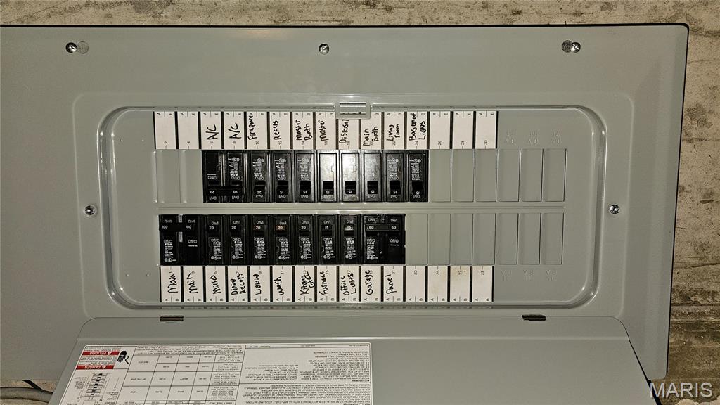 955 Silversprings Lane Manchester, MO 63021 - Photo 27 of 34