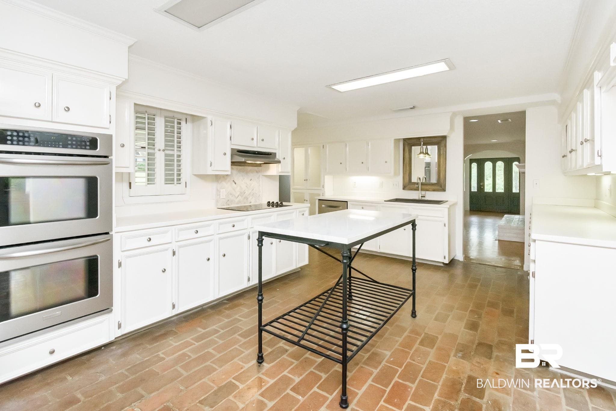450 Ridgelawn Drive West Mobile, AL 36608 - Photo 10 of 35