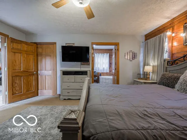 $360,000 | 660 Mill, Coatesville, IN 46121