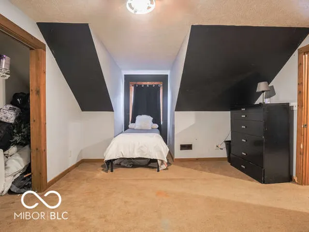 $360,000 | 660 Mill, Coatesville, IN 46121